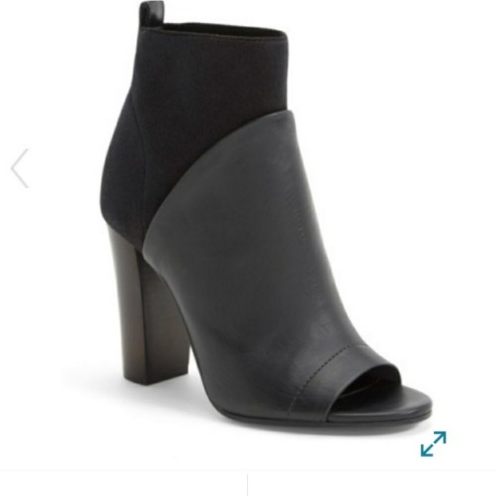 Vince Aren Open Toe Booties - Picture 1 of 10